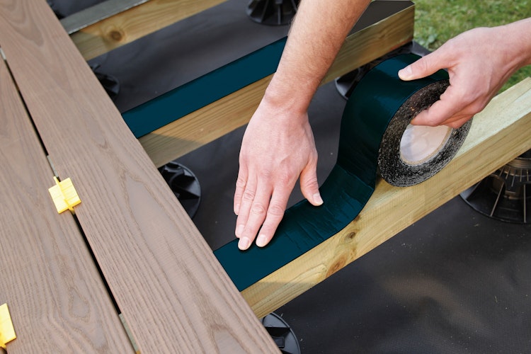 Cobra Fastener Abdeckband Bitudeck 7,5cm x 10m (4qm) für Holzbalken