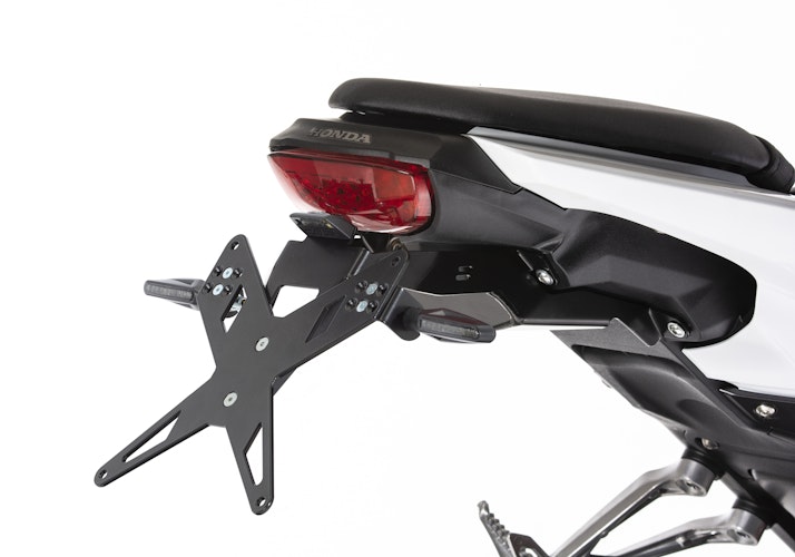 PROTECH X-SHAPE Kennzeichenhalter SET mit Reflektor und Beleuchtung Alu & Stahl Schwarz für HONDA CB125R
