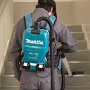 Makita Akku-Rucksackstaubsauger DVC261ZX15