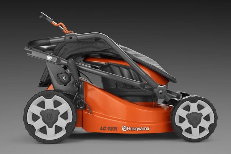 Husqvarna Akku-Rasenmäher LC 137i + Akku B140 + Ladegerät QC80