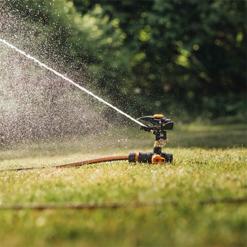Fiskars Pulsierender Sprinkler mit Erdsp. On/Off 1027029