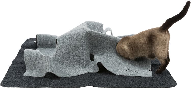 TRIXIE Cat Activity Adventure Carpet, Polyester/TPR, 99 × 99 cm