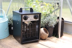 Vitavia Elektroheizung Cephei 2 kW, eckig Vitavia Elektroheizung Cephei 2 kW, eckigZubehörbild