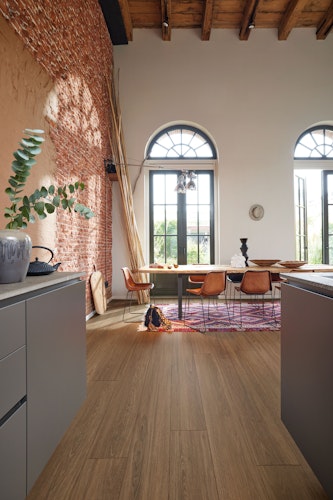 MEISTER Designboden MeisterDesign. flex DL 400 2055 x 216 x 5 mm 7134 Princess Oak dunkel Porensynchron-Struktur