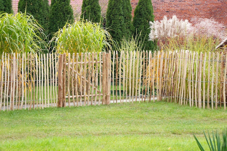 NOOR Staketenzauntor Berg-Haselnuss H 90 x B 100 cm, 7-8cm L.-Abstand