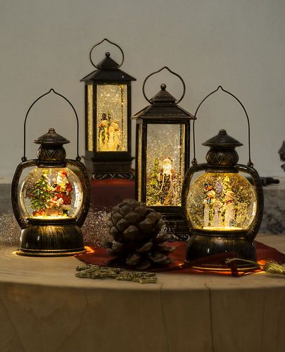 Konstsmide Weihnachtsbeleuchtung  LED Kugellaterne Weihnachtsmann H 20cm