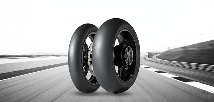 Dunlop D 212 GP Racer Slick 190/55 R 17 Hinten