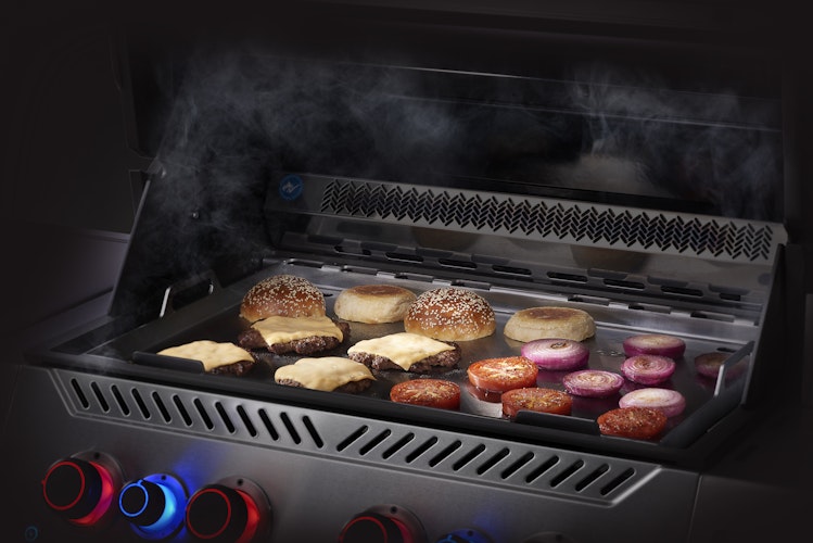 NAPOLEON Full Size Edelstahl Plancha  für Rogue 525