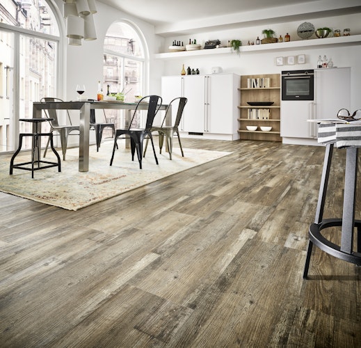 Handmuster KWG Antigua Novel Altkiefer mocca Designvinyl Fertigfußboden 123,5x30,5 cm