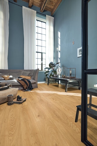 MEISTER Laminatboden MeisterDesign. laminate LD 250 1288 x 244 x 10 mm 07127 Ufereiche honig Porensynchron-Struktur