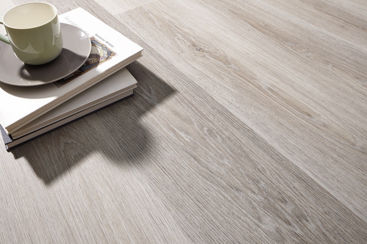 KWG Antigua infinity extend Silbereiche gekalkt Designvinyl Fertigfußboden mit Microfase 180x22 cm