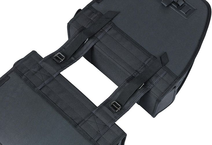 Basil Doppeltasche Tour schwarz 28 l MIK