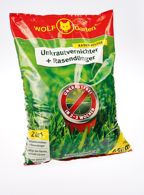 WOLF Garten 2-in-1 Unkrautvernichter Plus Rasendnger SQ 200 - 4 Kg Fr 200  M