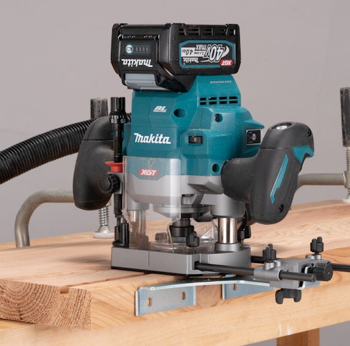 Makita Akku-Oberfräse RP001GZ