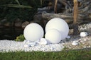 Vorschaubild Ubbink MultiBright SolarFloat 30 - Solarbetriebene schwimmende Leuchtkugel H28 x Ø30cm