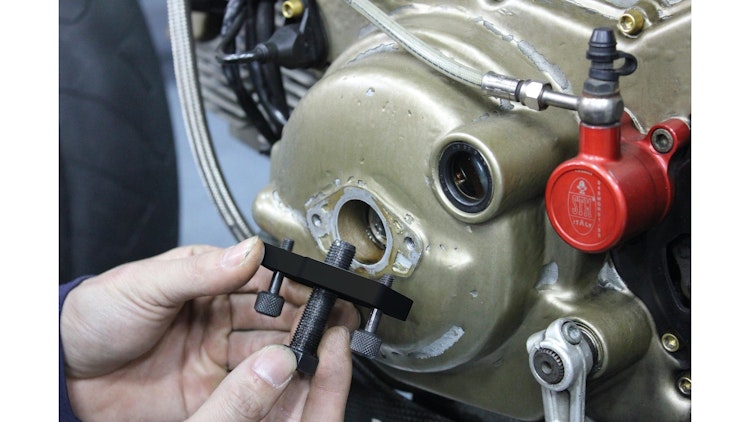 Bikeservice Abzieher Ducati Lichtmaschinendeckel