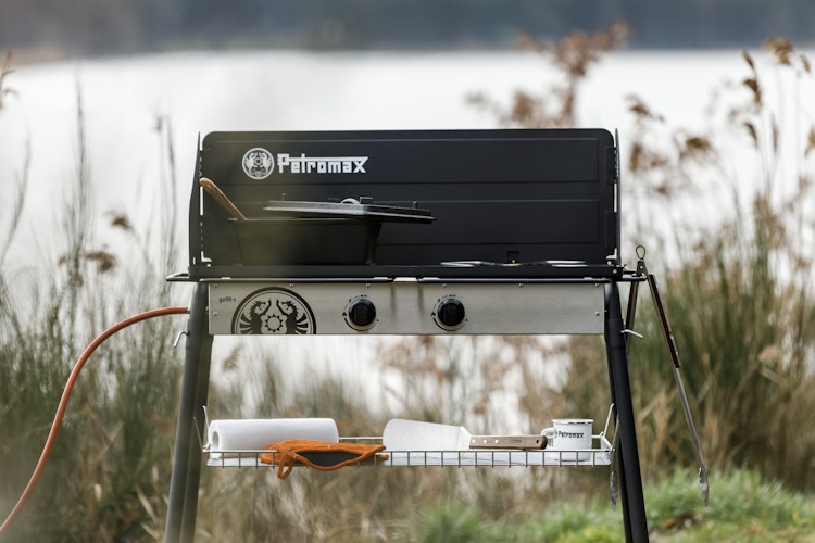 Petromax Gastisch mit Mehrfachbrenner