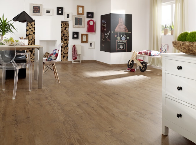 Handmuster KWG Antigua Novel Lärche old style Designvinyl Fertigfußboden 123,5x30,5 cm