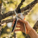Fiskars Plus Metall Bypass Gartenschere P531 1057168