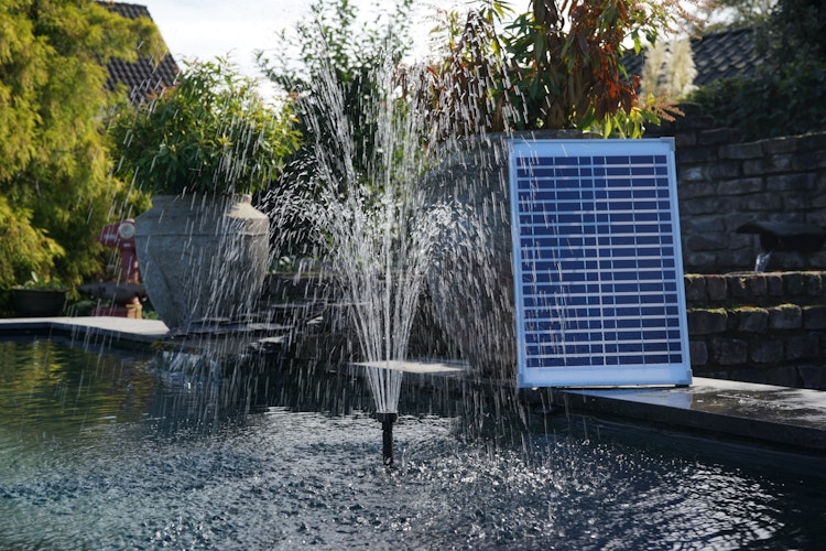 Ubbink Solar-/Stromwechselregler (Air Solar® 100/200, SolarMax® 250-Pumpen)