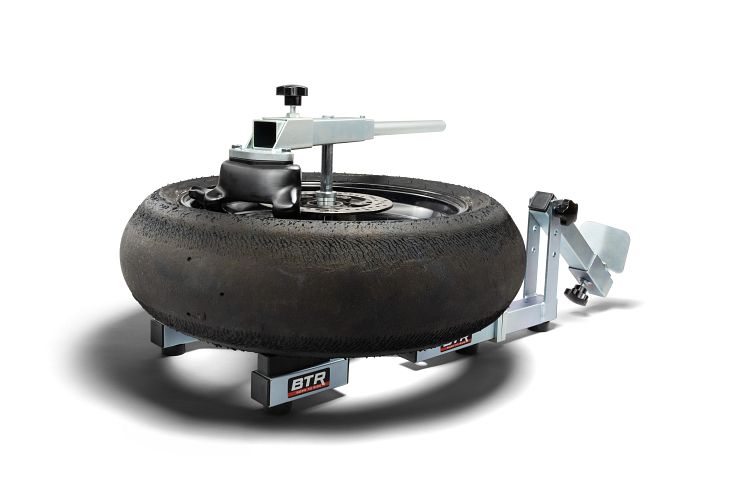 BTR Reifenmontiergerät EVOX® mit Wuchtbock