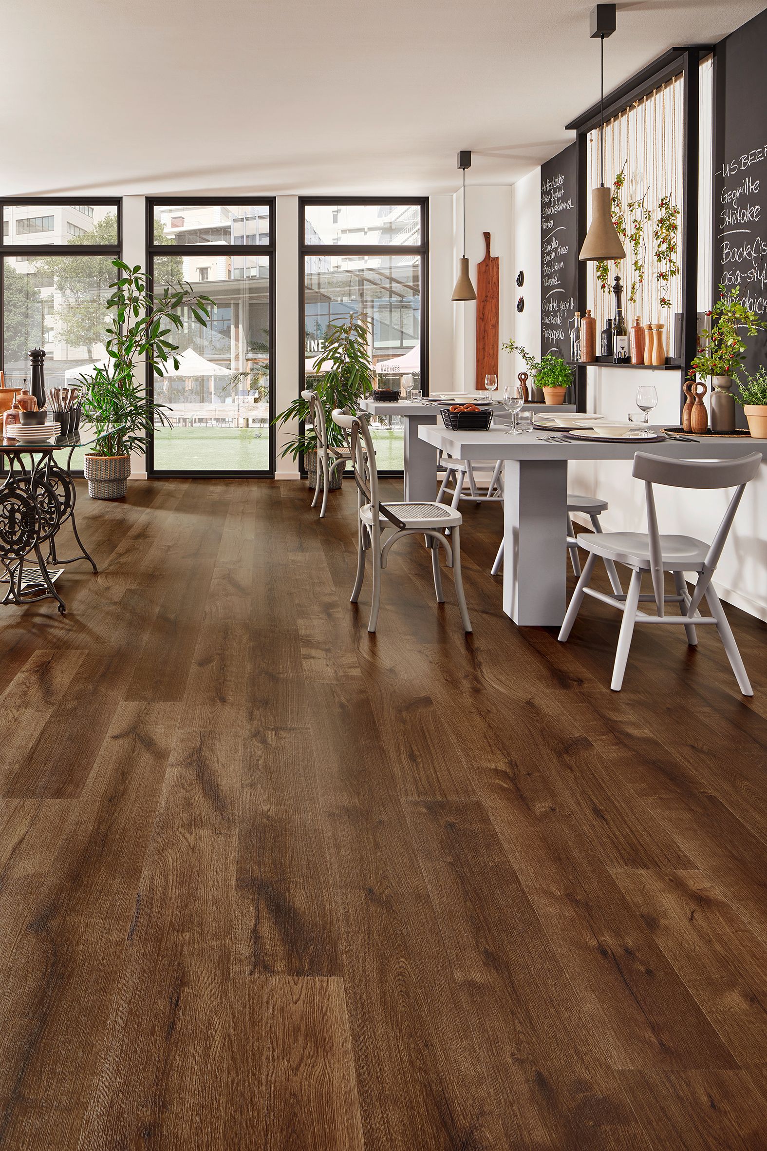 Handmuster KWG Madeira HydroWood Eiche country marron Natur-Designboden Landhausdiele 181,5x20 cm