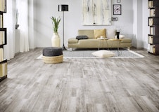 KWG Antigua Novel Altkiefer macchiato Designvinyl Fertigfußboden 123,5x30,5 cmZubehörbild