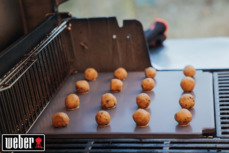 Weber CRAFTED Glasierter Grillstein - Gourmet BBQ System