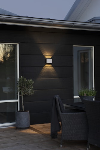 Konstsmide Wandleuchte Chieri, 2x4 LED, weiss, IP54 (7865-250)