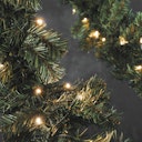 Vorschaubild Konstsmide Weihnachtsbeleuchtung  LED Fichtengirlande grün 120 bernsteinfabene Dioden 6m