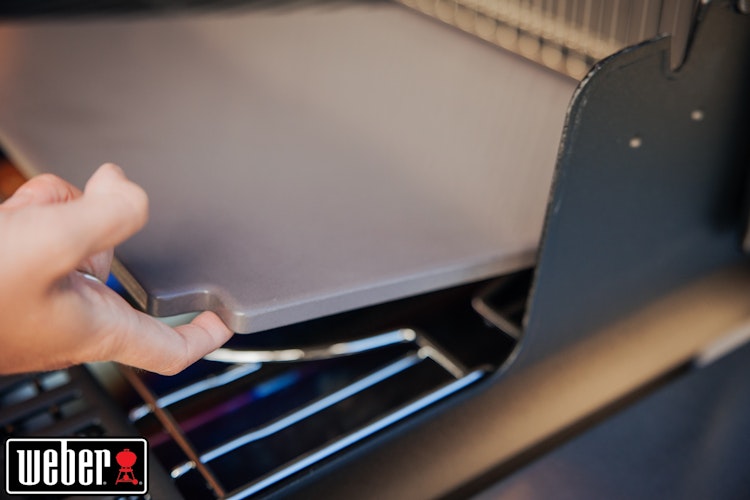 Weber CRAFTED Glasierter Grillstein - Gourmet BBQ System