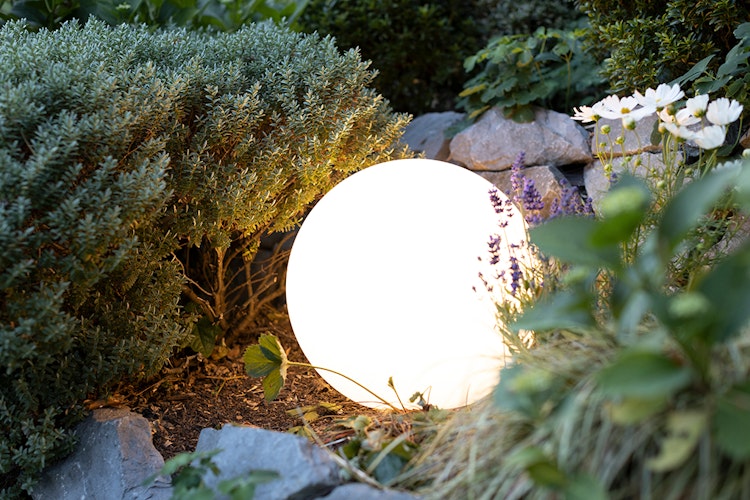 8 seasons design Solar LED-Kugelleuchte Shining Globe, verschiedene Größen