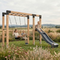 EXIT Holz-Monkeybar Linea Robust 110 mit Doppelschaukel, Rutsche und Reckstange