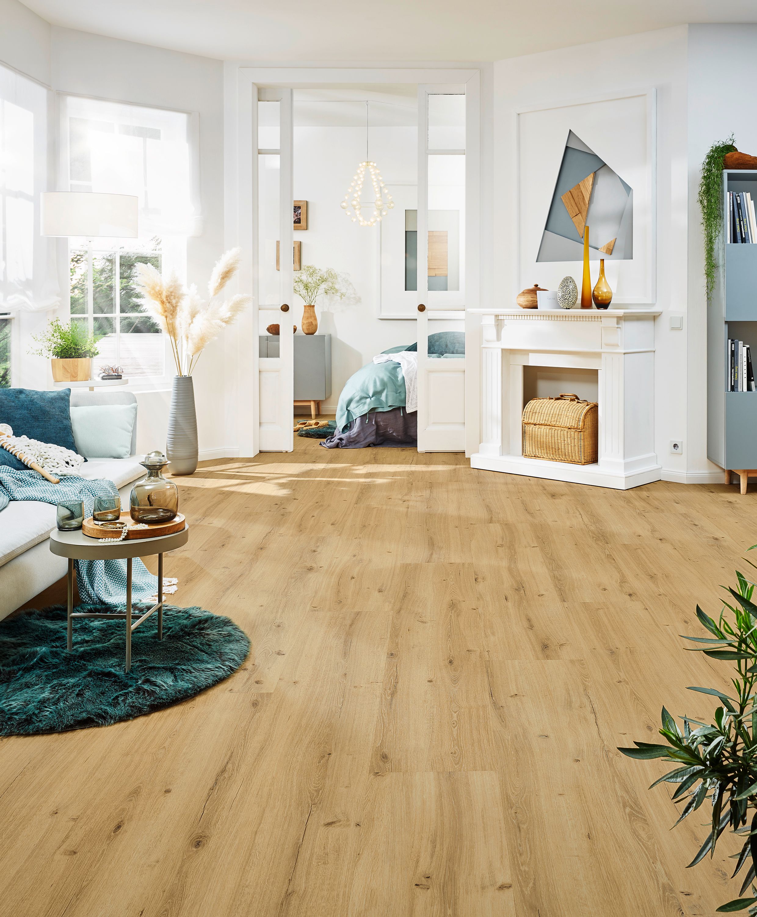 Handmuster KWG Antigua professional Kaschmireiche light Designvinyl Fertigfußboden Landhausdiele 181,5x30,5 cm