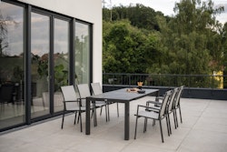 STERN Gartenmöbel-Set NEW LEVANTO 2 XL, Ausziehtisch 174/214/254 x 90 + 6 Stapelsessel, Aluminium / HPL Silverstar