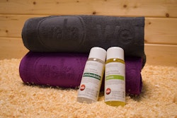 Weka Geschenkset "für Sie & Ihn" inkl. 2 Saunahandtücher, Aufguss-Konzentrate Lemon und Latschenkiefer Lemon und Latschenkiefer