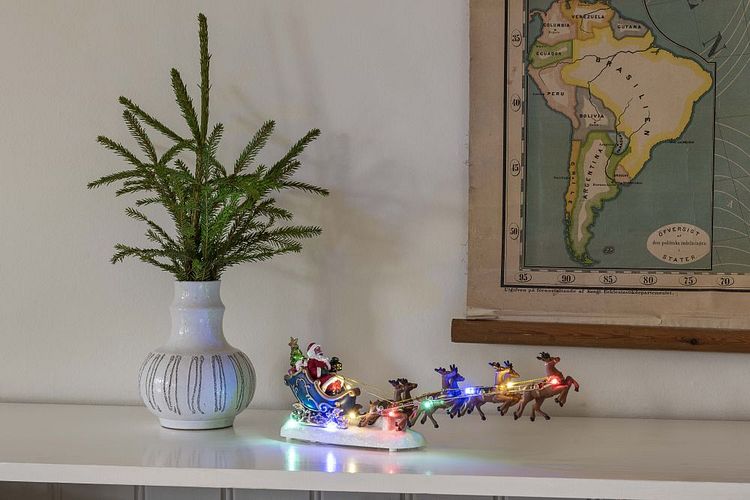 Konstsmide Weihnachtsbeleuchtung  LED Szenerie Weihnachtsmann im Schlitten