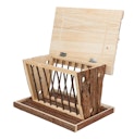 Vorschaubild TRIXIE Heuraufe mit Boden und Dach, Rindenholz, 40 × 22 × 30 cm