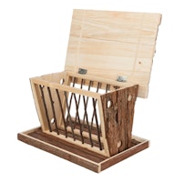 TRIXIE Heuraufe mit Boden und Dach, Rindenholz, 40 × 22 × 30 cm