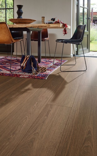 MEISTER Designboden MeisterDesign. flex DL 400 2055 x 216 x 5 mm 7134 Princess Oak dunkel Porensynchron-Struktur