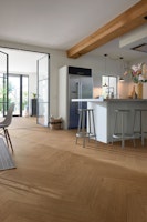 MEISTER Lindura-Holzboden HS 500 Fischgrätformat Eiche classic lehmbraun gebürstet 20233 - ultramattlackiert