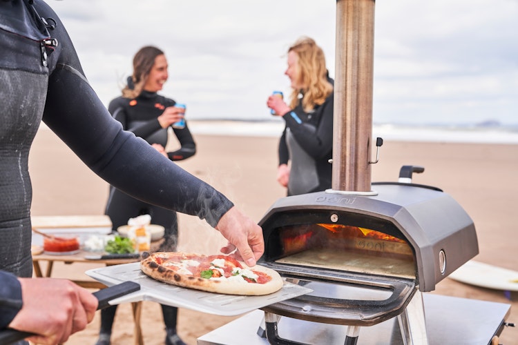 Ooni Pizzaofen KARU 12G Multi-Brennstoff