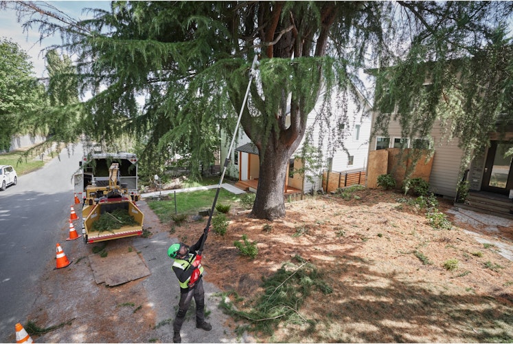 Milwaukee M18FTPS30-121 M18 FUEL™ Akku-Teleskop-Astsäge 4933499227