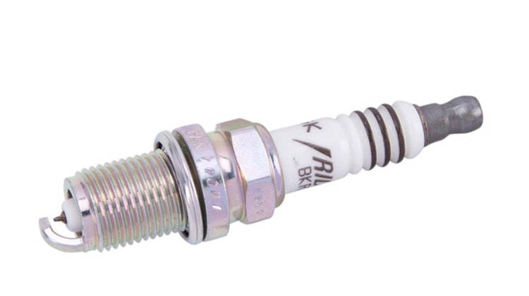 NGK Zündkerze BKR7EIX Iridium, 14 mm Gewinde für BMW R850, R1100, R1150, R1200, Cagiva Canyon, W16 und Polaris Ranger