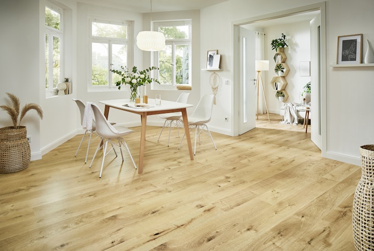 Handmuster KWG Madeira Eiche markant tosca Natur-Designboden Landhausdiele 181,5x20 cm