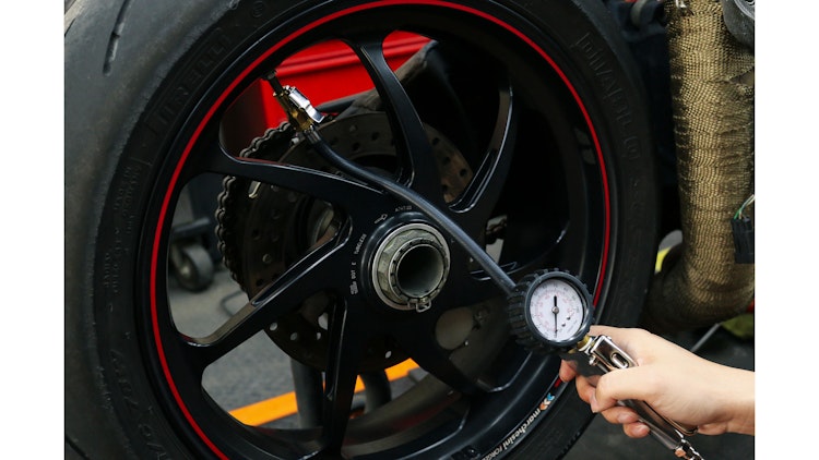 Bikeservice Reifenfüllmessgerät 0 – 7 bar