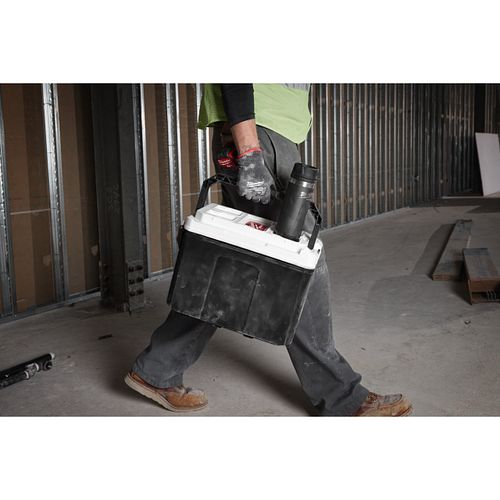 Milwaukee ﻿PACKOUT Isolierbecher 530 ml mit Trinkdeckel, schwarz 4932493474