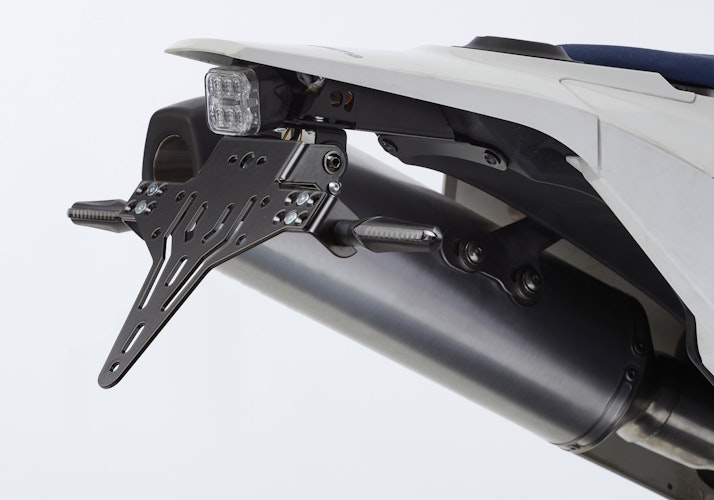 PROTECH V-SHAPE Kennzeichenhalter Alu & Stahl Schwarz für HUSQVARNA 701 Enduro, 701 Supermoto