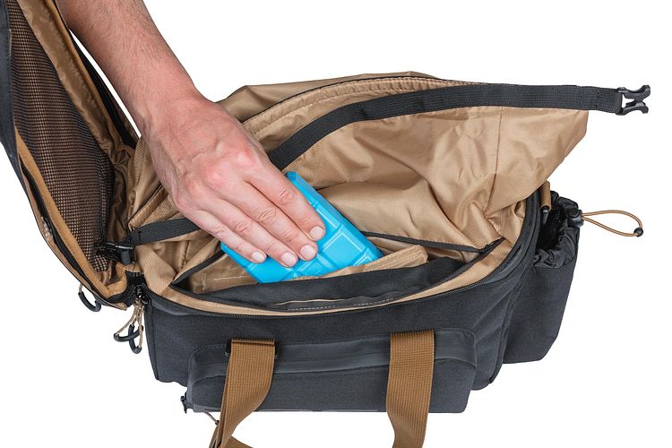 Basil Gepäckträgertasche Miles XL Pro schwarz black slate