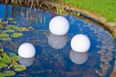 Vorschaubild Ubbink MultiBright SolarFloat 30 - Solarbetriebene schwimmende Leuchtkugel H28 x Ø30cm